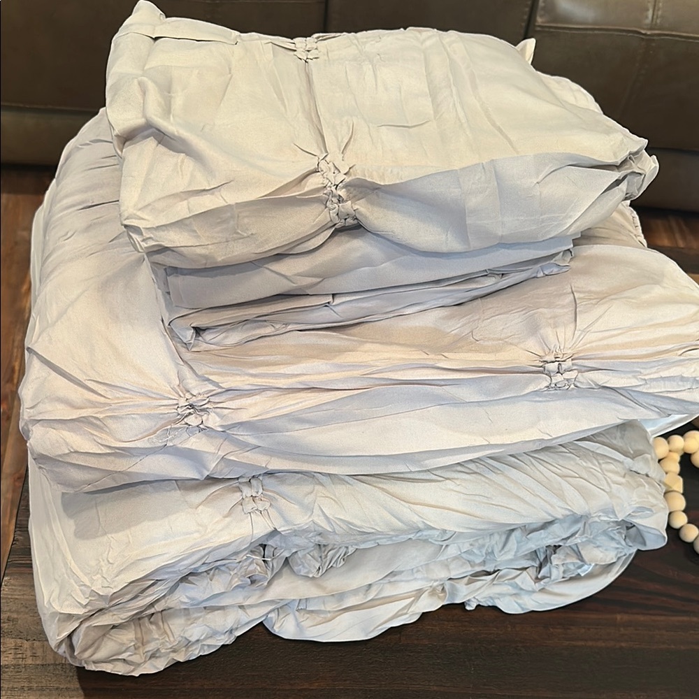 Twin XL comforter set Great